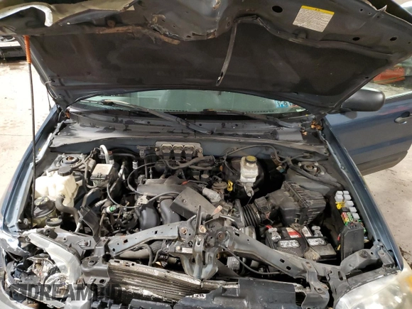 2005 Ford Escape XLT with VIN 1FMYU93145DA17072, listed as a Copart auction lot 47101705 with 202,218 mi miles and Salvage Title. Bid and sale history available at carsss.com. Image 12.