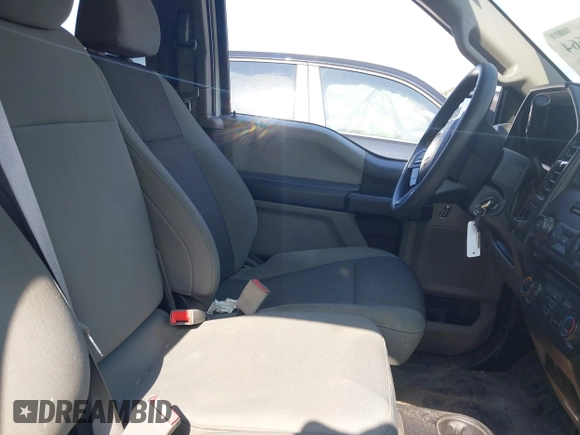 2018 Ford F-150 XL with VIN 1FTEX1CB1JKF06401, listed as a IAAI auction lot 42159664 with 176,549 mi miles and . Bid and sale history available at DreamBid. Image 5.