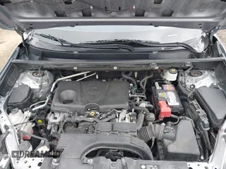 2019 Toyota RAV4 XLE with VIN 2T3W1RFV0KW007088, listed as a IAAI auction lot 41642339 with 60,567 mi miles. Bid and sale history available at carsss.com. Image 10.