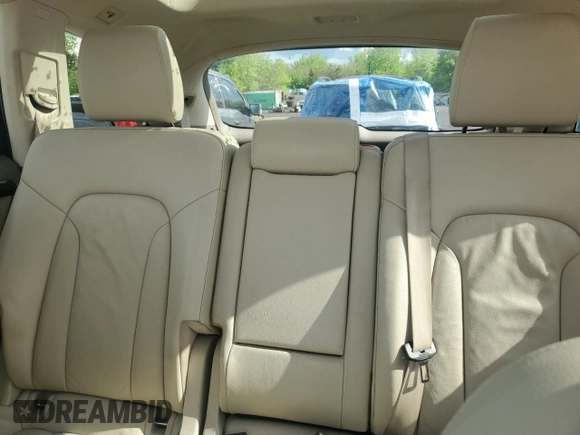 2015 Audi Q7 Premium Plus z VIN WA1LGAFE8FD026827, wystawiony jako Copart lot #55483895 z przebiegiem 102 239 mil mil oraz Szkoda całkowita • Salvage title. Historia ofert i sprzedaży dostępna na DreamBid. Obrazek 10.