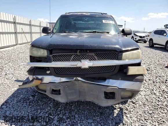 2003 Chevrolet Avalanche with VIN 3GNEK13T13G219942, listed as a Copart auction lot 54819215 with Not Provided miles and Salvage Title. Bid and sale history available at DreamBid. Image 5.