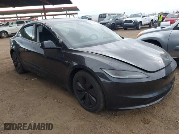 2024 Tesla Model 3 z VIN 5YJ3E1EA3RF771010, wystawiony jako IAAI lot #41738109 z przebiegiem 8 493 mil mil oraz . Historia ofert i sprzedaży dostępna na DreamBid. Obrazek 1.