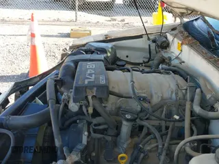 2001 Toyota Tundra SR5 с VIN 5TBBT44161S218378, выставлен на аукционе IAAI как лот 43124830 с пробегом 192 799 миль миль и . История ставок и продаж доступна на DreamBid. Изображение 20.