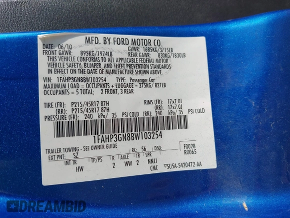 2011 Ford Focus SES with VIN 1FAHP3GN8BW103254, listed as a IAAI auction lot 42068869 with 131,901 mi miles. Bid and sale history available at carsss.com. Image 9.