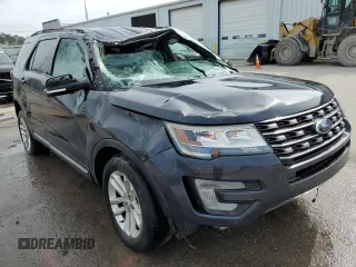 2017 Ford Explorer XLT with VIN 1FM5K7D86HGD97821, listed as a Copart auction lot 41993425 with 113,240 mi miles and Non Repairable. Bid and sale history available at DreamBid. Image 4.