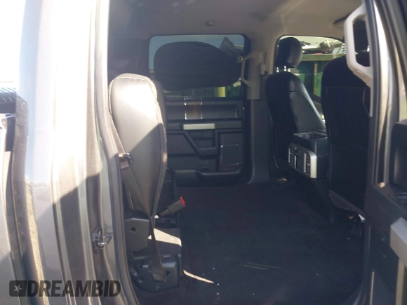 2015 Ford F-150 XLT with VIN 1FTEW1EG0FKE59929, listed as a IAAI auction lot 42161771 with 189,933 mi miles. Bid and sale history available at carsss.com. Image 8.