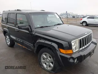 2006 Jeep Commander Limited with VIN 1J8HG582X6C124231, listed as a IAAI auction lot 41697809 with 170,110 mi miles. Bid and sale history available at carsss.com. Image 1.
