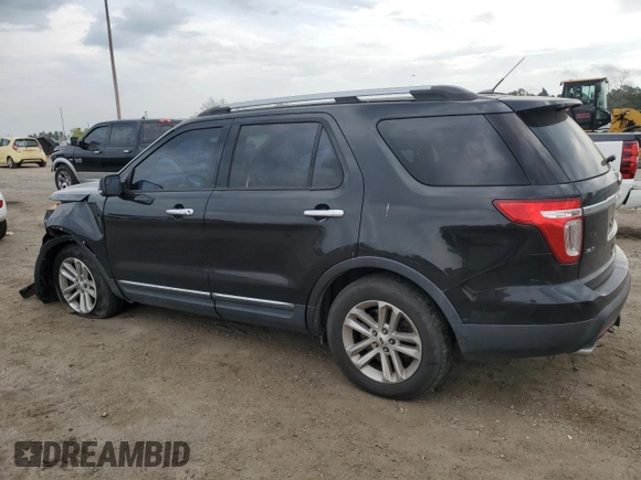 2014 Ford Explorer XLT with VIN 1FM5K7D84EGA07505, listed as a Copart auction lot 46955434 with 162,742 mi miles and Salvage Title. Bid and sale history available at DreamBid. Image 2.