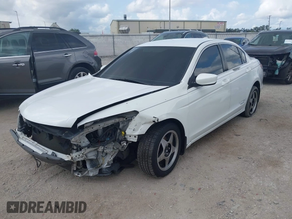 2012 Honda Accord LX Premium z VIN 1HGCP2F41CA105810, wystawiony jako IAAI lot #42218612 z przebiegiem 176 689 mil mil oraz . Historia ofert i sprzedaży dostępna na DreamBid. Obrazek 2.