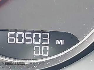 2016 Porsche Cayenne z VIN WP1AA2A29GLA00762, wystawiony jako IAAI lot #41963152 z przebiegiem 60 503 mil mil oraz . Historia ofert i sprzedaży dostępna na DreamBid. Obrazek 16.