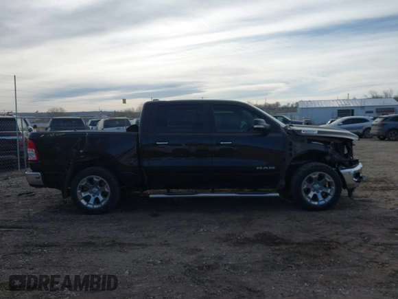 2019 Ram 1500 Big Horn/Lone Star with VIN 1C6SRFFT7KN781986, listed as a IAAI auction lot 41725219 with 62,351 mi miles. Bid and sale history available at carsss.com. Image 14.