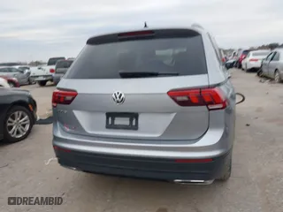 2021 Volkswagen Tiguan S with VIN 3VV1B7AX6MM053907, listed as a IAAI auction lot 41273925 with 109,761 mi miles. Bid and sale history available at carsss.com. Image 16.
