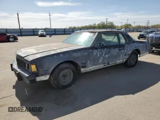 1979 Chevrolet Caprice z VIN 1N47L9J165221, wystawiony jako Copart lot #52261755 z przebiegiem 45 874 mil mil oraz Czysty tytuł • Clean title. Historia ofert i sprzedaży dostępna na DreamBid. Obrazek 1.