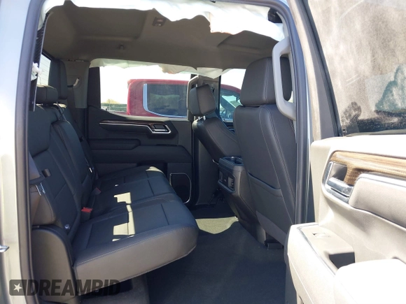 2025 Chevrolet Silverado 1500 with VIN 2GCUKEED4S1136269, listed as a IAAI auction lot 41825031 with 2,890 mi miles and . Bid and sale history available at DreamBid. Image 8.