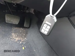 2022 Honda Insight Touring с VIN 19XZE4F95NE004694, выставлен на аукционе IAAI как лот 42253089 с пробегом 40 142 миль миль и . История ставок и продаж доступна на DreamBid. Изображение 11.