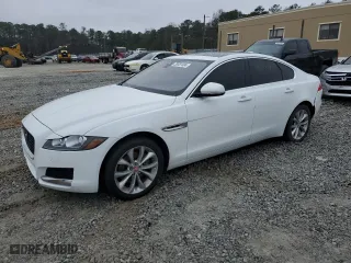 2019 Jaguar XF 25t Premium with VIN SAJBD4FX4KCY78817, listed as a Copart auction lot 38881404 with 87,006 mi miles. Bid and sale history available at carsss.com. Image 1.
