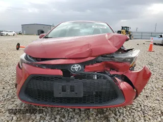 2021 Toyota Corolla LE with VIN 5YFEPMAE4MP239243, listed as a Copart auction lot 47394755 with 70,454 mi miles and Salvage Title. Bid and sale history available at carsss.com. Image 12.