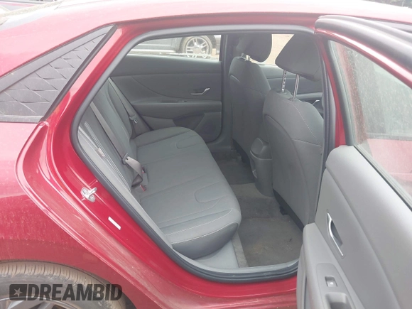 2024 Hyundai Elantra SEL z VIN KMHLM4DG5RU769160, wystawiony jako IAAI lot #42509506 z przebiegiem 38 926 mil mil oraz . Historia ofert i sprzedaży dostępna na DreamBid. Obrazek 8.