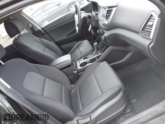 2017 Hyundai Tucson SE with VIN KM8J23A47HU536722, listed as a IAAI auction lot 42050171 with 101,092 mi miles and . Bid and sale history available at DreamBid. Image 5.