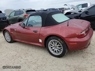 2000 BMW Z3 2.8L with VIN 4USCH3349YLF43313, listed as a Copart auction lot 74589814 with 196,999 mi miles and Salvage Title. Bid and sale history available at carsss.com. Image 2.