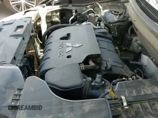2018 Mitsubishi Outlander SE с VIN JA4AD3A33JZ006742, выставлен на аукционе IAAI как лот 43324236 с пробегом 124 921 миль миль и . История ставок и продаж доступна на DreamBid. Изображение 19.