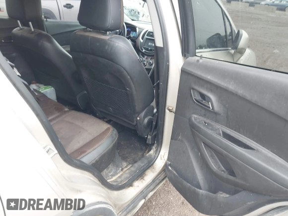 2016 Chevrolet Trax LT with VIN 3GNCJLSB6GL133148, listed as a IAAI auction lot 42196293 with Not Provided miles and . Bid and sale history available at DreamBid. Image 8.