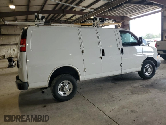 2024 Chevrolet Express Cargo with VIN 1GCWGAFP2R1174904, listed as a Copart auction lot 63218715 with 20,859 mi miles and Clean title. Bid and sale history available at DreamBid. Image 3.