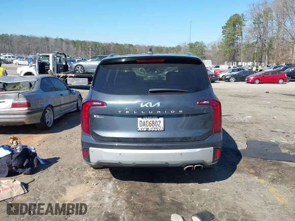 2024 Kia Telluride S with VIN 5XYP64GC0RG527984, listed as a IAAI auction lot 41661864 with 15,401 mi miles and . Bid and sale history available at carsss.com. Image 16.