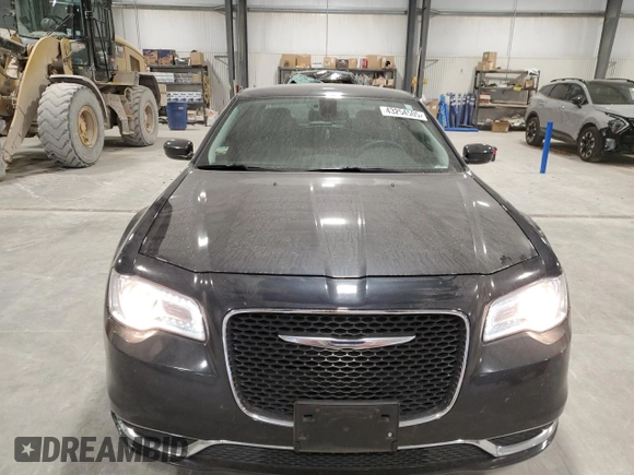 2016 Chrysler 300 Limited with VIN 2C3CCARG2GH248769, listed as a Copart auction lot 43254505 with 89,515 mi miles and Salvage Title. Bid and sale history available at DreamBid. Image 5.