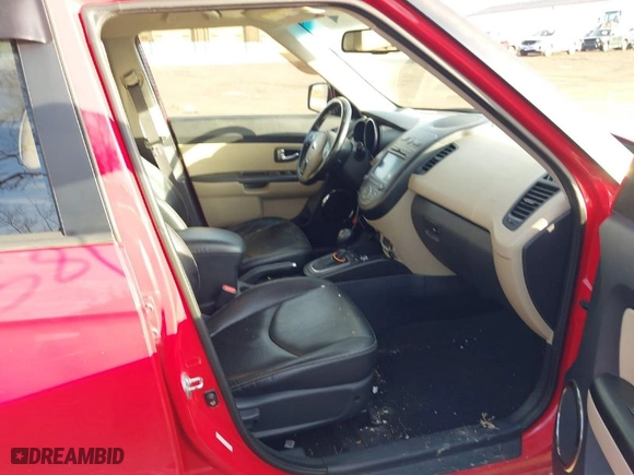 2013 Kia Soul + with VIN KNDJT2A67D7616379, listed as a IAAI auction lot 41499581 with 90,276 mi miles. Bid and sale history available at carsss.com. Image 5.