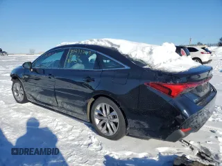 2020 Toyota Avalon Hybrid XLE z VIN 4T1A21FB0LU019847, wystawiony jako Copart lot #38831203 z przebiegiem 13 656 mil mil oraz . Historia ofert i sprzedaży dostępna na DreamBid. Obrazek 2.