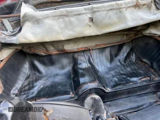1969 Alfa Romeo Spider z VIN AR1481093, wystawiony jako Copart lot #55366765 z przebiegiem 94 213 mil mil oraz Czysty tytuł • Clean title. Historia ofert i sprzedaży dostępna na DreamBid. Obrazek 6.