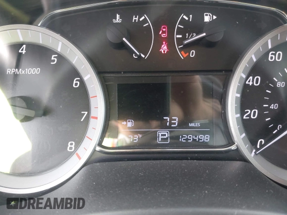 2014 Nissan Sentra SR z VIN 3N1AB7AP1EY322830, wystawiony jako IAAI lot #41981525 z przebiegiem 129 498 mil mil oraz . Historia ofert i sprzedaży dostępna na DreamBid. Obrazek 7.
