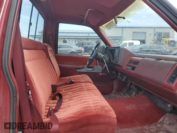 1990 GMC Sierra 1500 z VIN 1GTFC24K8LE514419, wystawiony jako Copart lot #57265335 z przebiegiem 162 045 mil mil oraz Szkoda całkowita • Salvage title. Historia ofert i sprzedaży dostępna na DreamBid. Obrazek 10.