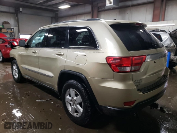 2011 Jeep Grand Cherokee Laredo with VIN 1J4RR4GG4BC585586, listed as a Copart auction lot 46373955 with 163,247 mi miles and Salvage Title. Bid and sale history available at carsss.com. Image 2.
