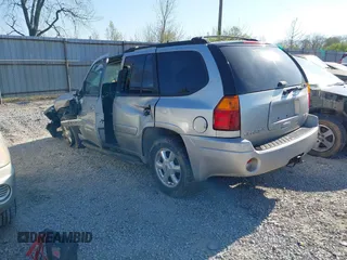 2005 GMC Envoy SLE with VIN 1GKDT13S952256293, listed as a IAAI auction lot 42048366 with 225,753 mi miles and . Bid and sale history available at DreamBid. Image 3.