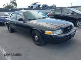 2011 Ford Police Interceptor с VIN 2FABP7BV8BX115722, выставлен на аукционе IAAI как лот 42260570 с пробегом Не указан миль и . История ставок и продаж доступна на DreamBid. Изображение 1.