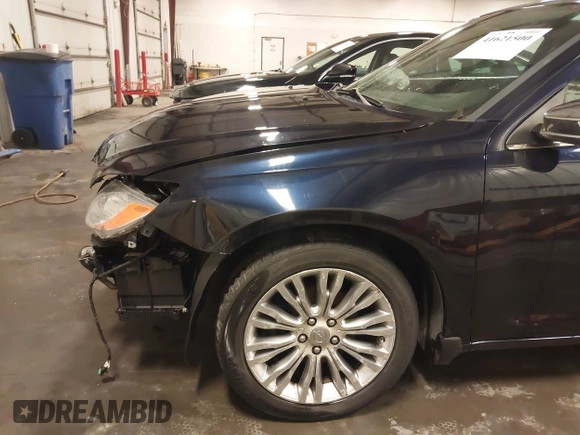 2012 Chrysler 200 Limited with VIN 1C3CCBCB0CN263663, listed as a IAAI auction lot 41621500 with 134,558 mi miles. Bid and sale history available at carsss.com. Image 18.