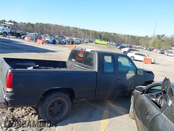 1998 Chevrolet Silverado 1500 with VIN 2GCEC19R6W1166234, listed as a IAAI auction lot 41652190 with 287,103 mi miles and . Bid and sale history available at DreamBid. Image 13.
