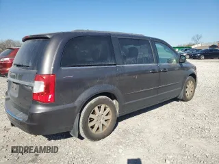 2015 Chrysler Town & Country LX with VIN 2C4RC1AG0FR730019, listed as a Copart auction lot 87692275 with 101,892 mi miles and Salvage Title. Bid and sale history available at carsss.com. Image 3.