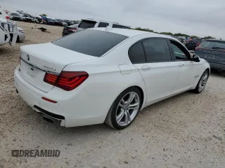 2014 BMW 7 Series ALPINA B7 with VIN WBAYE8C52ED780400, listed as a Copart auction lot 82196834 with 0 mi miles and Salvage Title. Bid and sale history available at carsss.com. Image 3.
