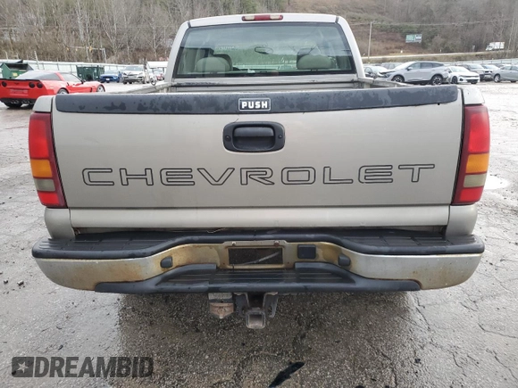2003 Chevrolet Silverado 1500 with VIN 2GCEK19V731102554, listed as a Copart auction lot 83031934 with 279,206 mi miles and Salvage Title. Bid and sale history available at carsss.com. Image 6.