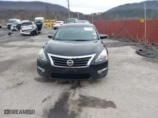 2015 Nissan Altima 2.5 with VIN 1N4AL3AP1FN390326, listed as a IAAI auction lot 41138264 with 128,020 mi miles. Bid and sale history available at carsss.com. Image 11.