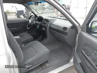 2004 Nissan Frontier XE z VIN 1N6DD26T44C426195, wystawiony jako IAAI lot #42208220 z przebiegiem 266 590 mil mil oraz . Historia ofert i sprzedaży dostępna na DreamBid. Obrazek 5.