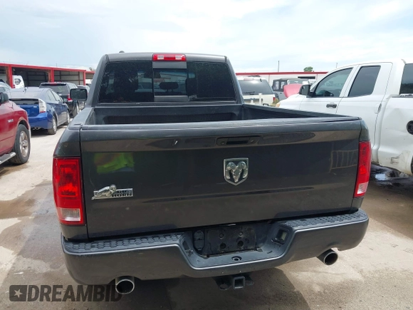 2015 Ram 1500 SLT z VIN 1C6RR6GT7FS742111, wystawiony jako IAAI lot #42469927 z przebiegiem 111 130 mil mil oraz . Historia ofert i sprzedaży dostępna na DreamBid. Obrazek 16.