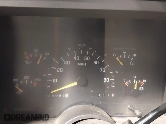 1993 GMC Sierra 1500 z VIN 1GTEK14H0PE542993, wystawiony jako IAAI lot #41833743 z przebiegiem 225 085 mil mil oraz . Historia ofert i sprzedaży dostępna na DreamBid. Obrazek 7.