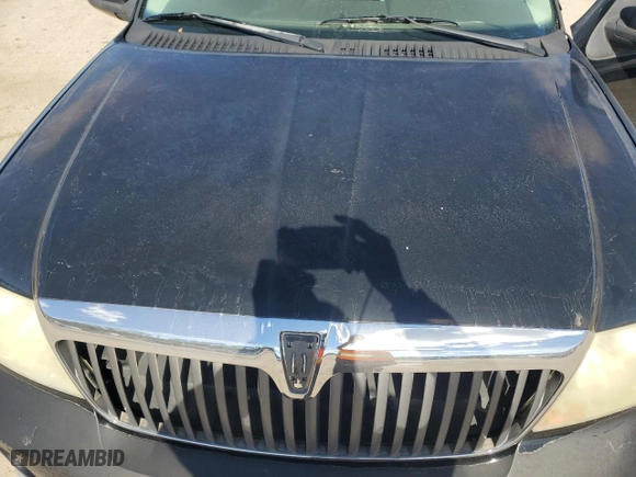 2004 Lincoln Navigator Luxury with VIN 5LMFU27R34LJ17518, listed as a Copart auction lot 81985954 with 223,829 mi miles and Clean Title. Bid and sale history available at carsss.com. Image 12.