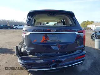 2024 Cadillac XT6 AWD Premium Luxury with VIN 1GYKPDRS2RZ737851, listed as a IAAI auction lot 41155253 with 7,988 mi miles. Bid and sale history available at carsss.com. Image 16.