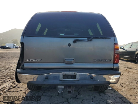 2002 Chevrolet Tahoe LS with VIN 1GNEC13T92R123293, listed as a Copart auction lot 46372295 with 251,320 mi miles and Salvage title. Bid and sale history available at DreamBid. Image 6.