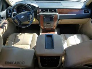 2008 Chevrolet Suburban Commercial with VIN 1GNFC16018R209521, listed as a Copart auction lot 76571044 with 251,229 mi miles and Salvage Title. Bid and sale history available at carsss.com. Image 8.